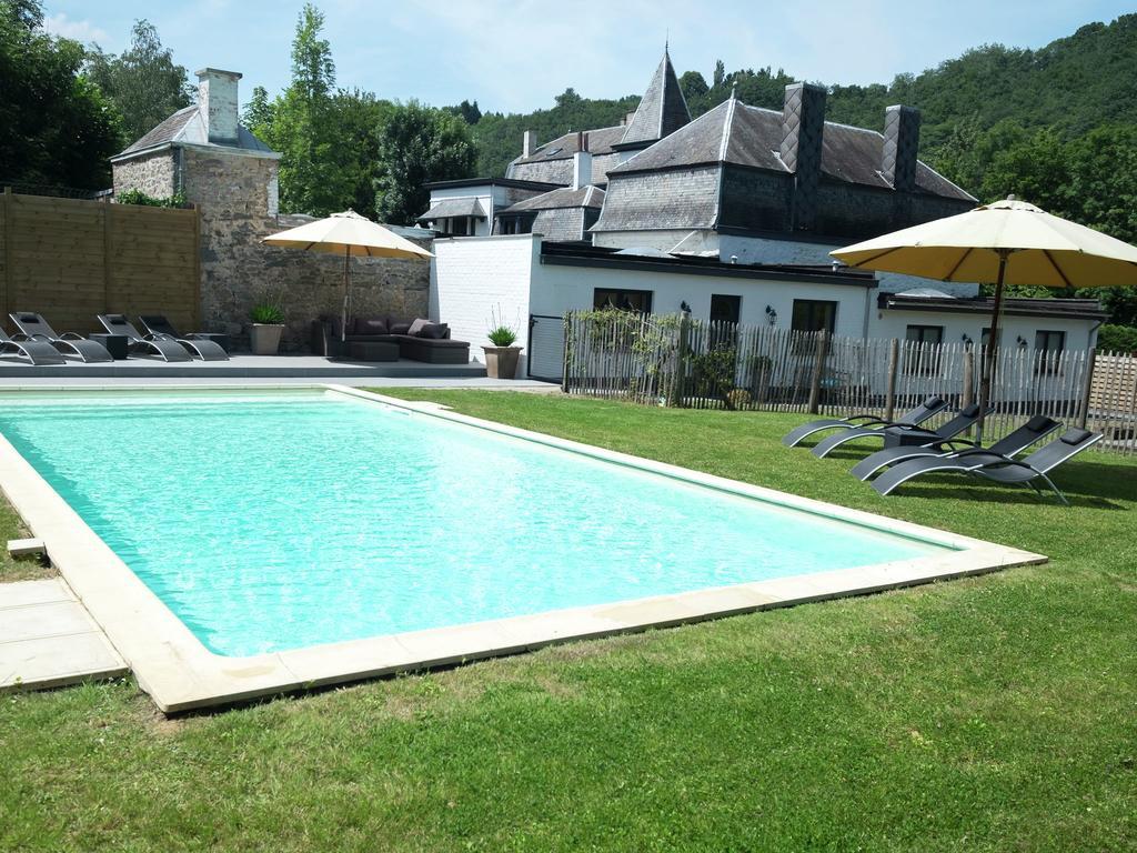 Modern Mansion In Hasti Re Par Del With Pool Villa Hastiere-par-dela Eksteriør billede